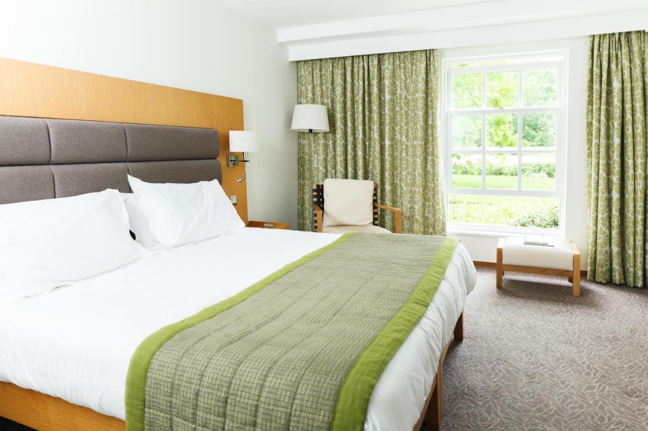 Champneys Henlow Екстериор снимка