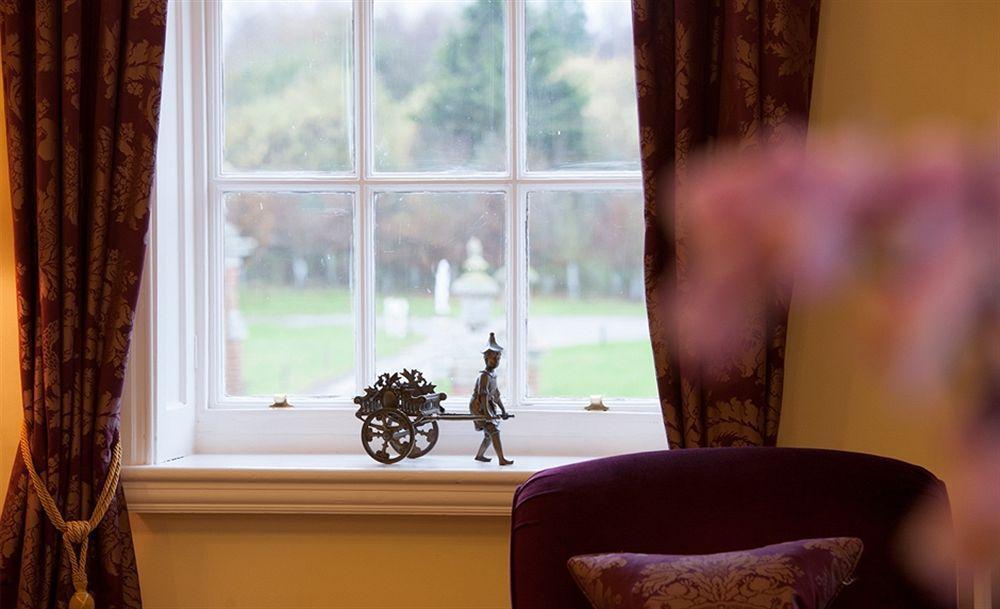 Champneys Henlow Екстериор снимка