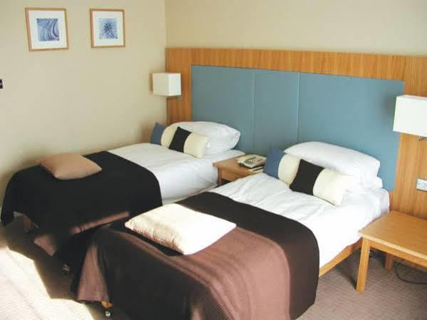 Champneys Henlow Екстериор снимка
